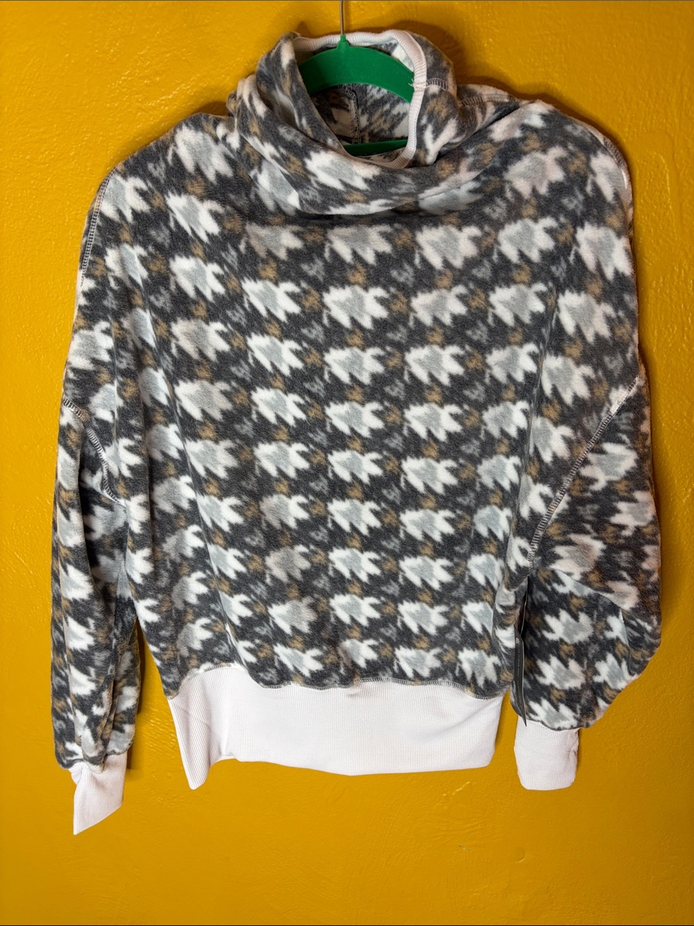 Tahari Sport Funnel Neck Pullover Hoodie Houndstooth Print NWT Size S - Picture 2 of 8
